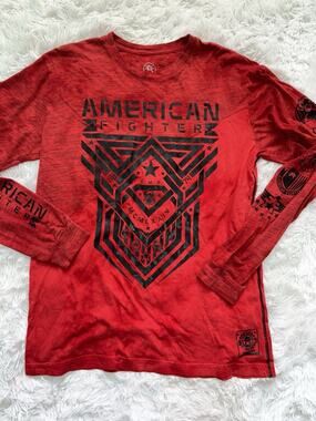 American Fighter Men’s L Crestline Red Long Sleeved Tee. Great Top